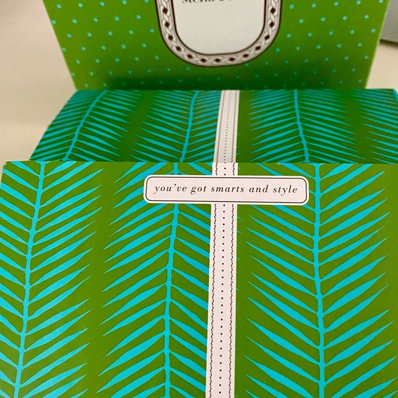 Stella & Dot jeweled necklace ~ NEW with original boxes - Picture 4 of 4